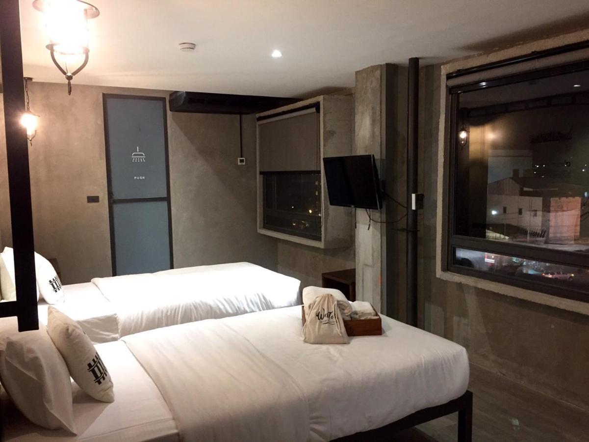 Westory Design Poshtel Hotell Kanchanaburi by Eksteriør bilde