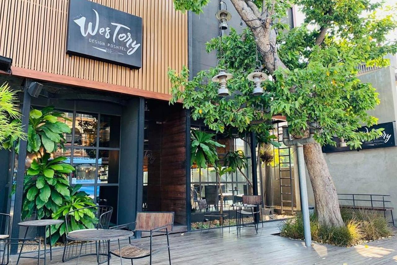Westory Design Poshtel Hotell Kanchanaburi by Eksteriør bilde